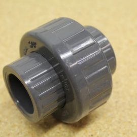 11015 3/4" PVC Union SOC X SOC Viton